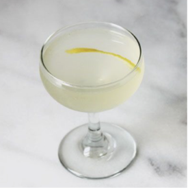 Fuzzy Flyer Cocktail – vomFASS Madison University Avenue